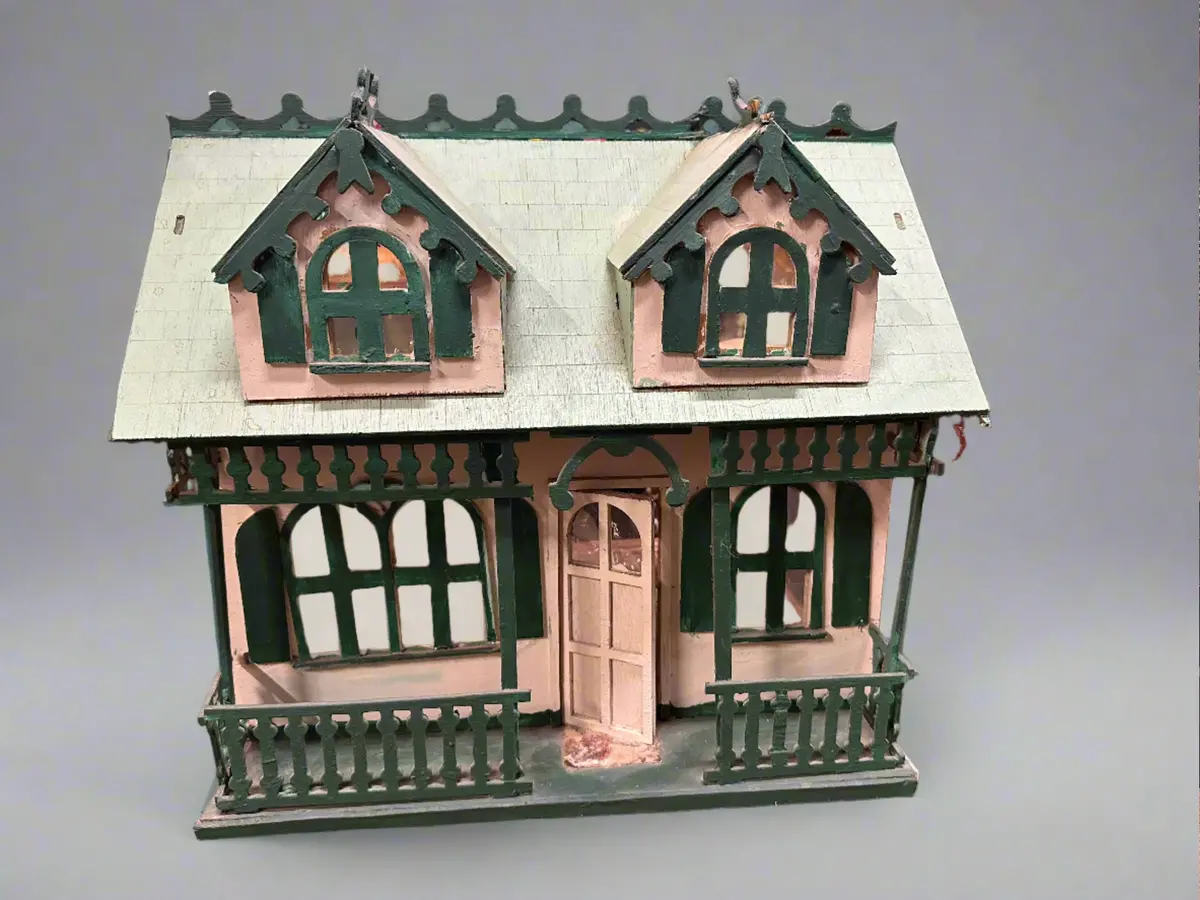 Small Martha's Vinyard Cottage Doll House Doll House 1