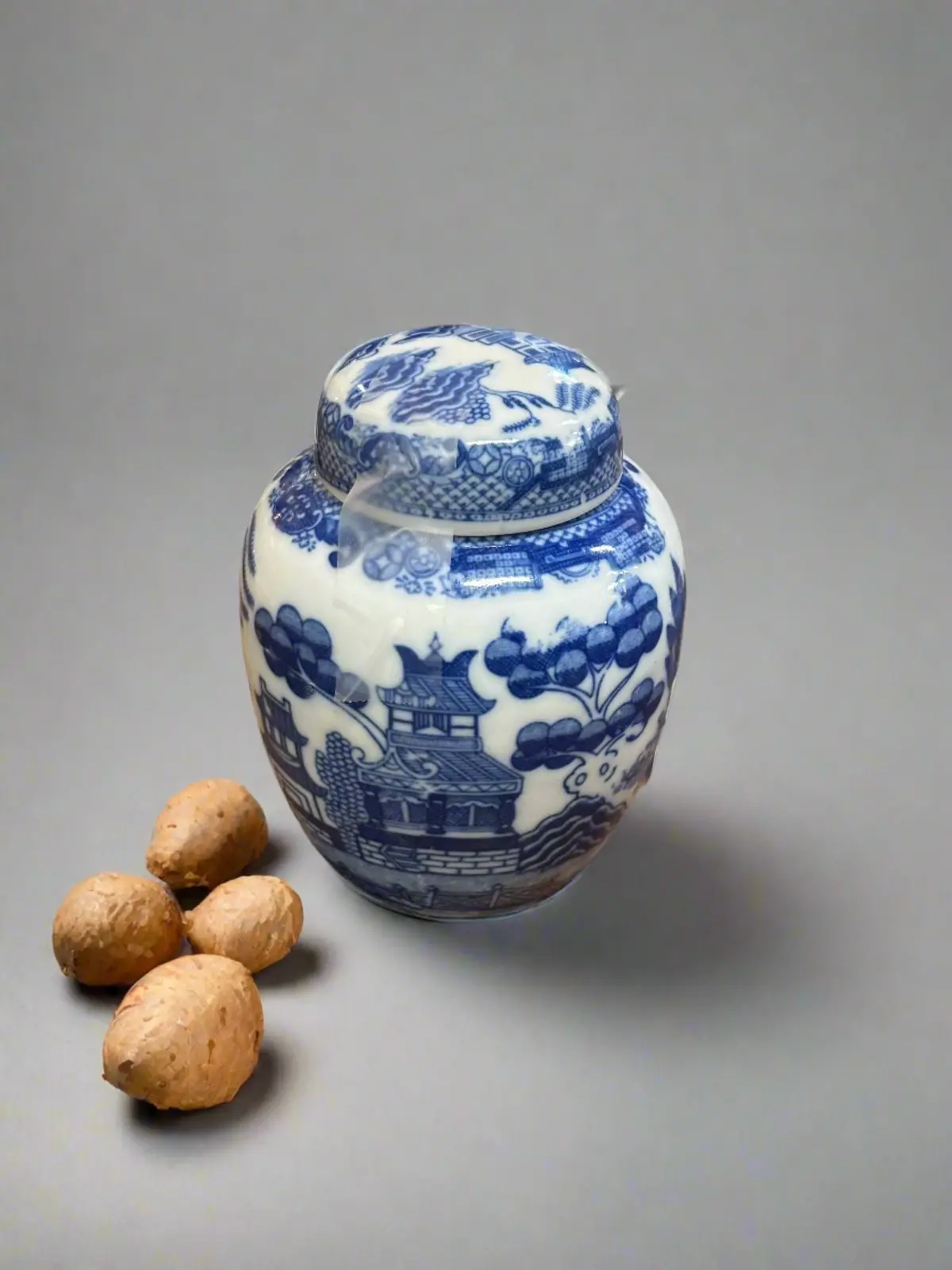 Small Asian Blue And White Ginger Jar 1