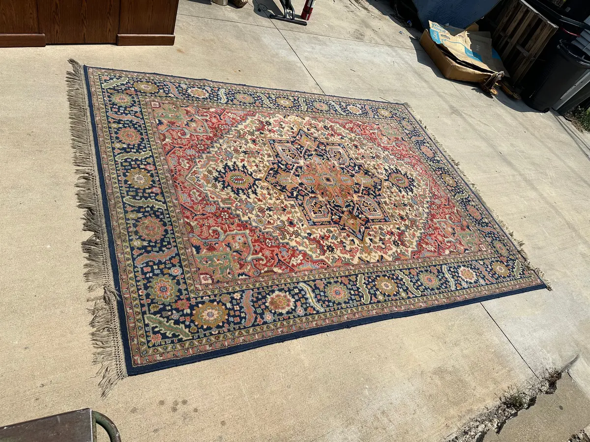 Machine Sewn Persian Rug 1