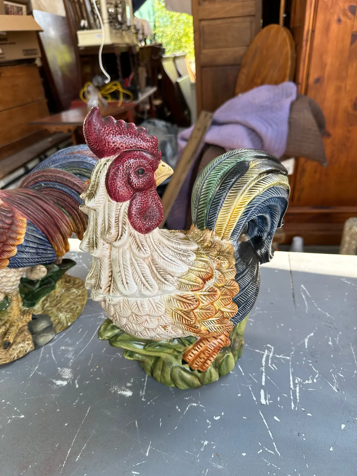 Porcelain Rooster Jar 1