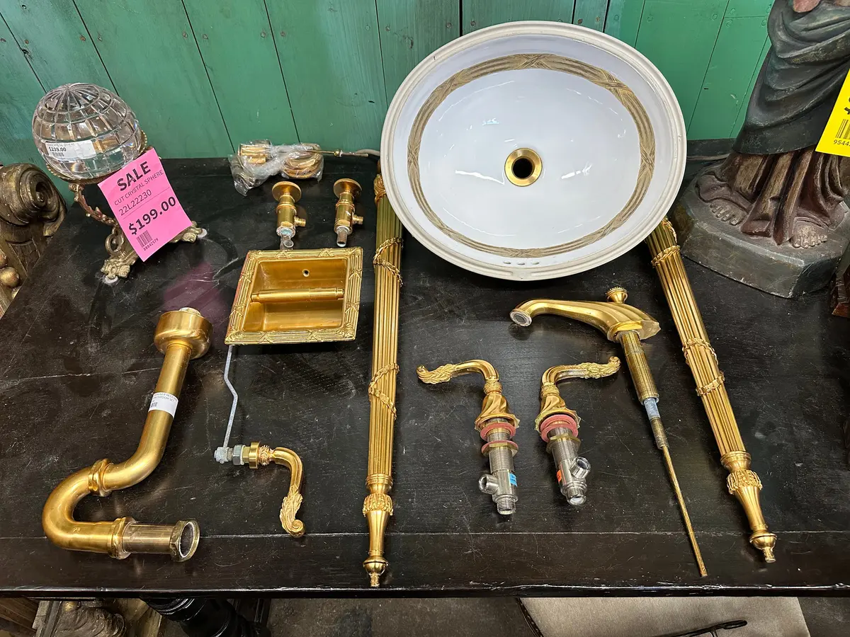 Sherle Wagner Reed And Ribbon Bathroom Set 1