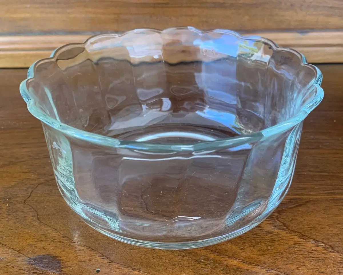 Tulip Shaped Clear Glass Bowl 1