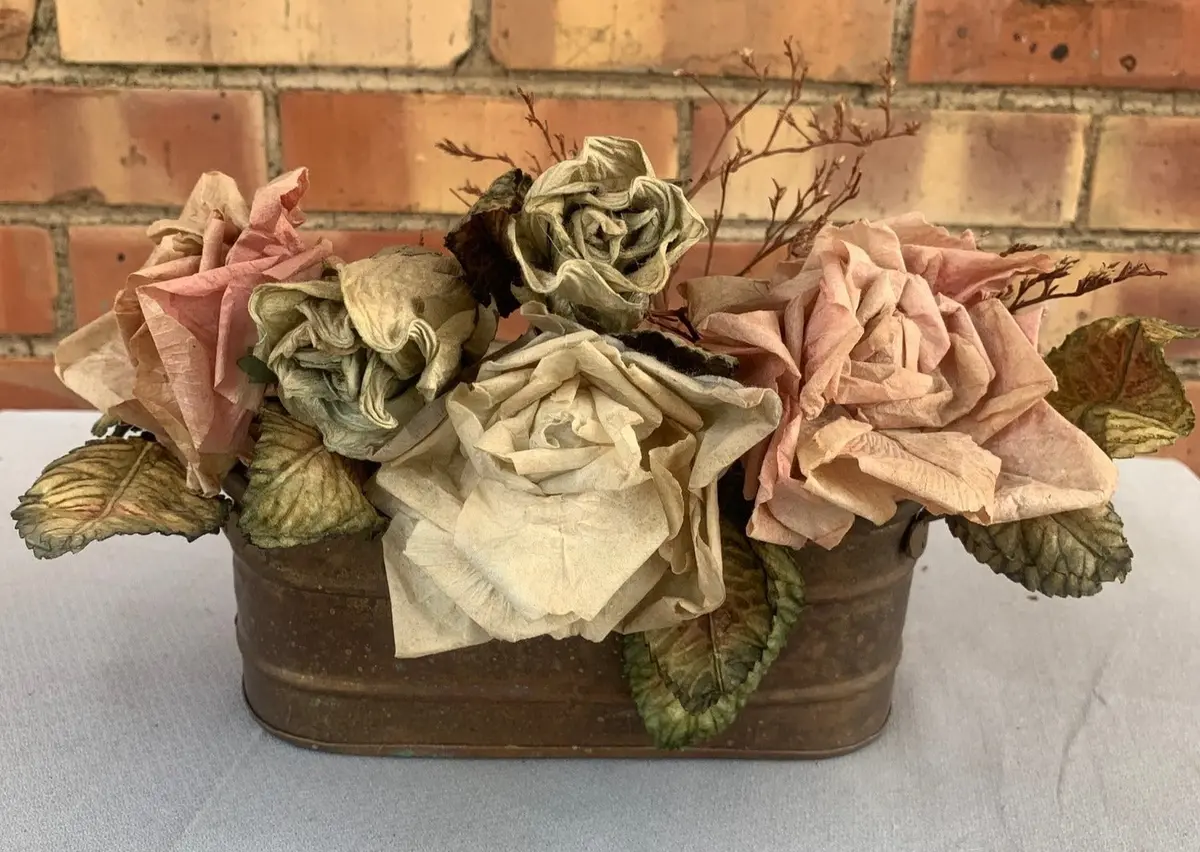 Oval Tiny Brass Planter 1