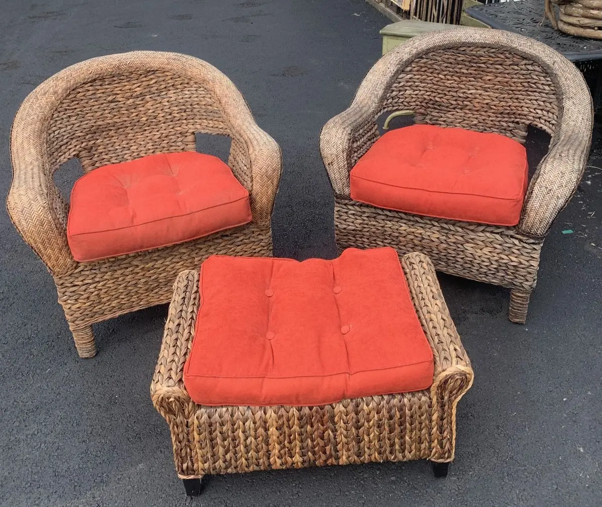 Set Of 2 Large Wicker Chairs And Matching Ottoman With Cushions 1