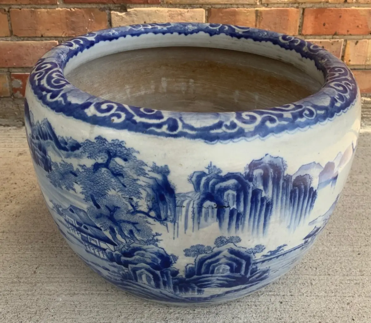 Large Blue And White Asian Jardiniere - As Found (Cracked) 1