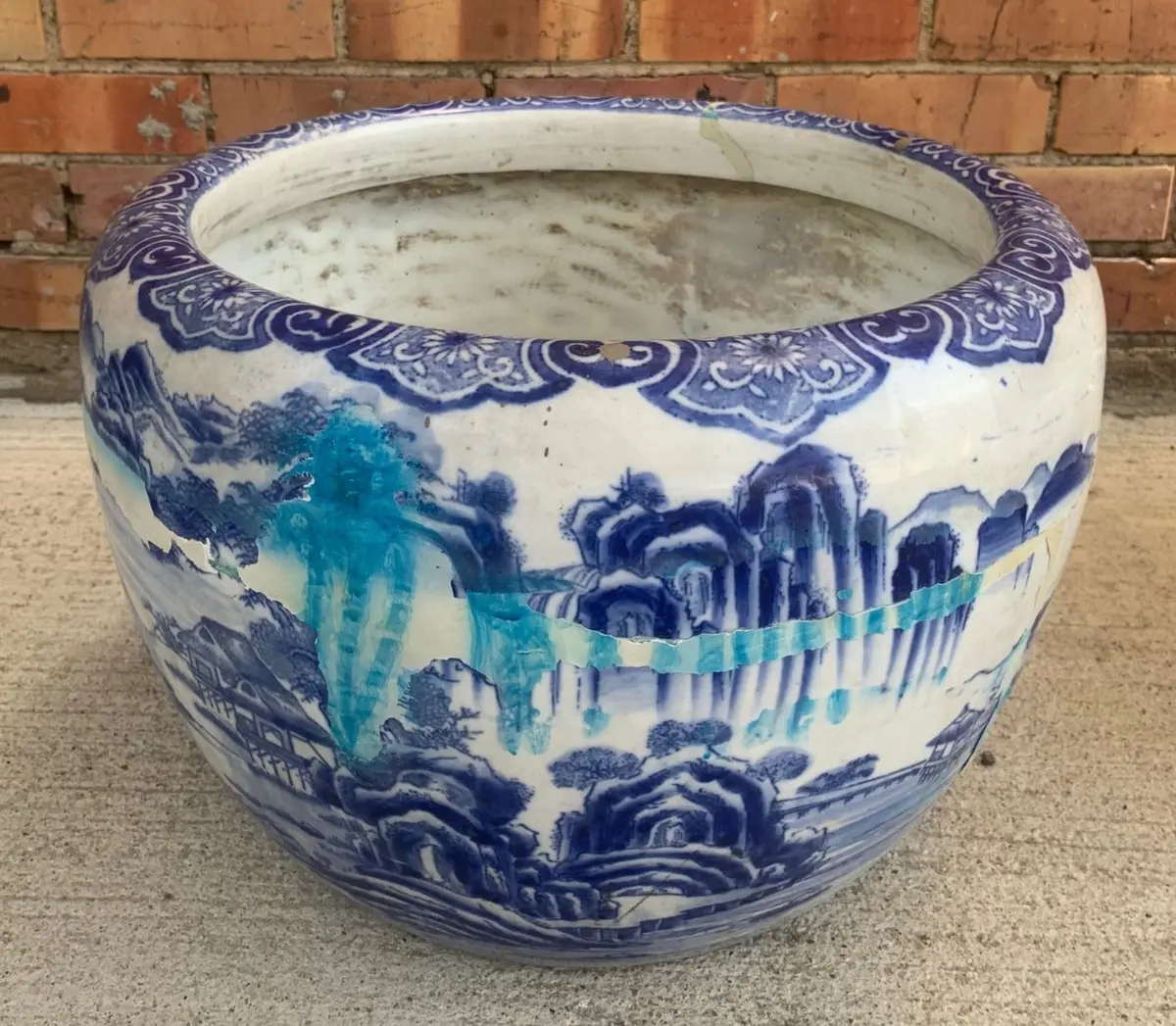 Large Blue And White Asian Jardiniere - As Found (Cracked) 1