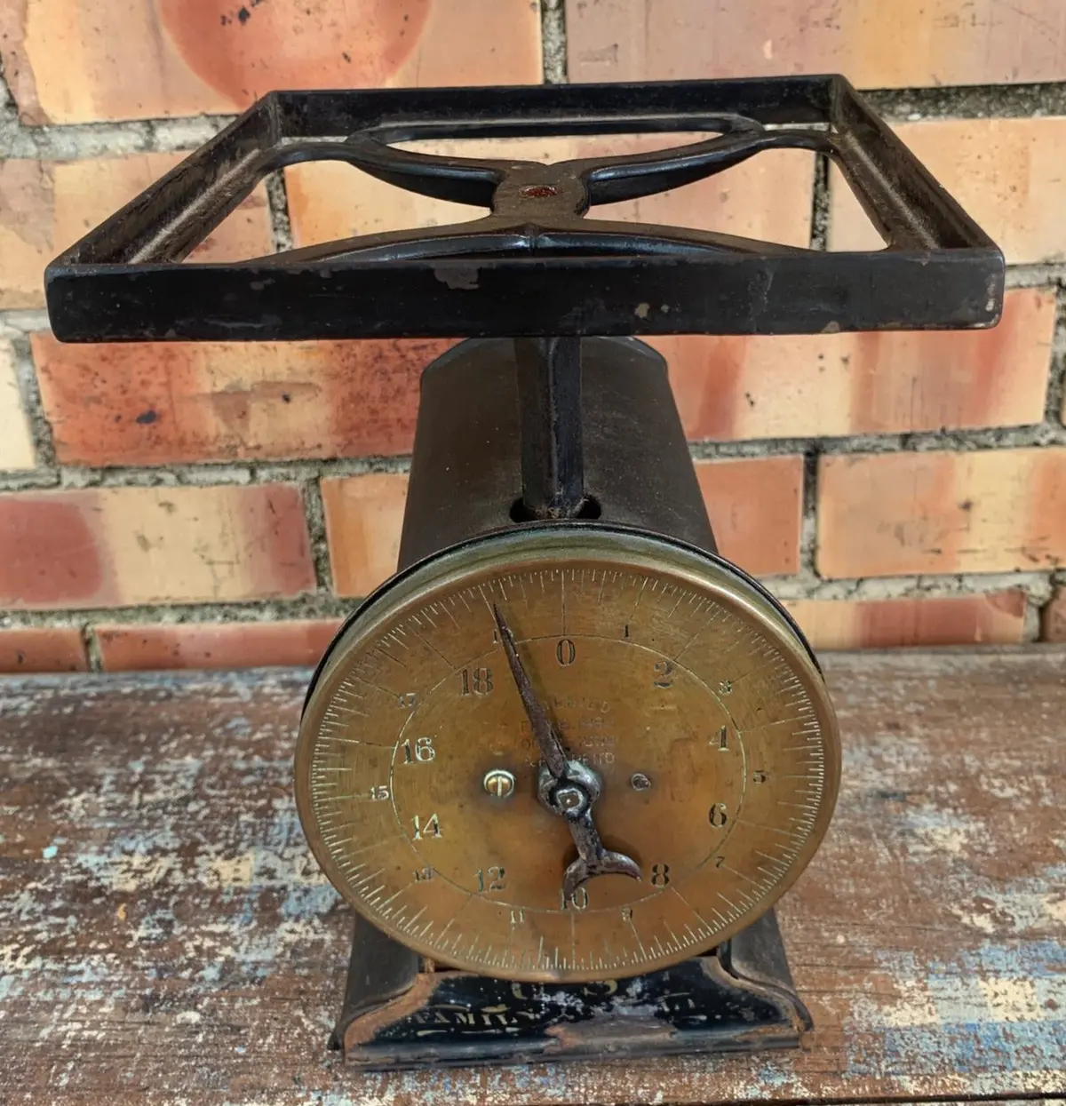 Iron Kitchen Scale With Brass Face 1