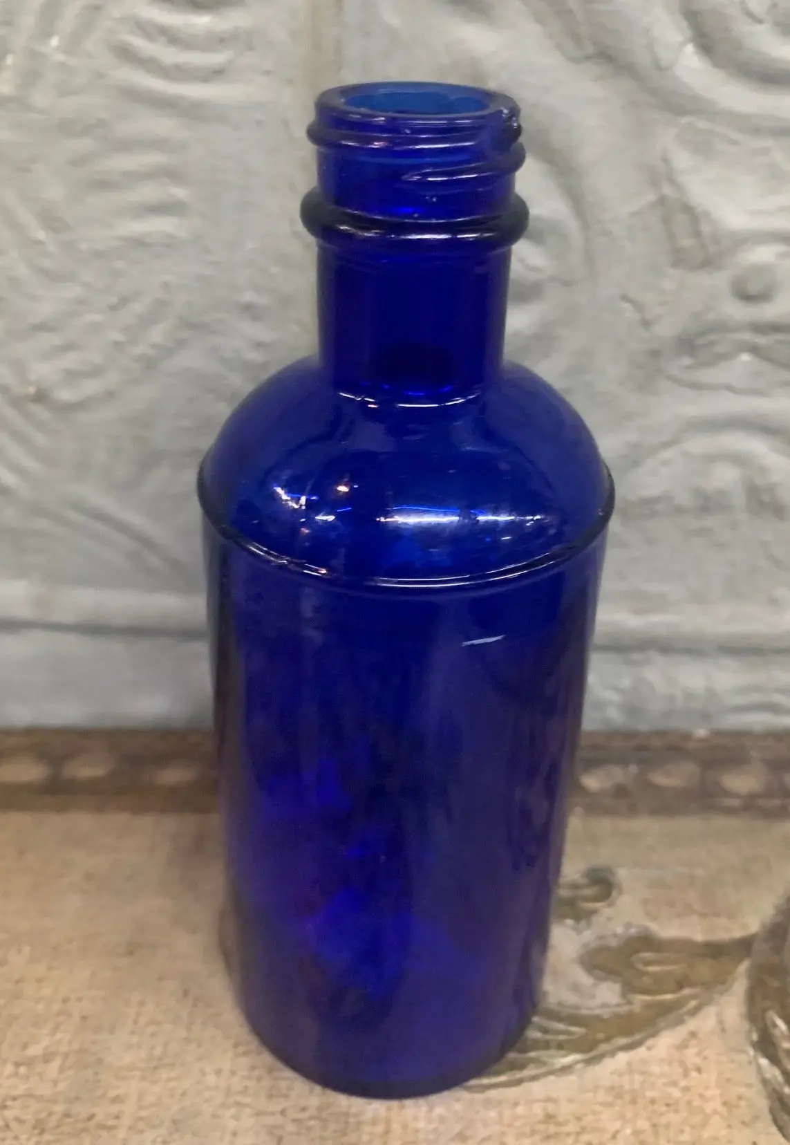 Narrow Neck Cobalt Bottle 1