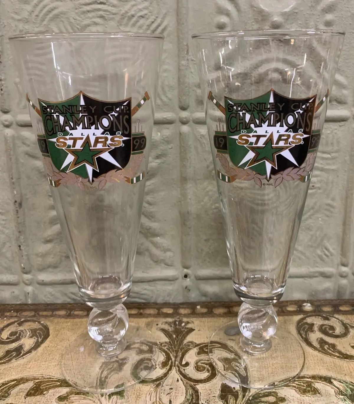 Pair Of 1999 Dallas Stars Glasses 1