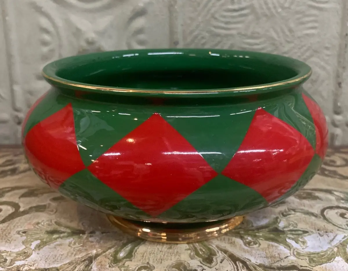Not Old Red And Green Diamonds Pattern Bowl 1