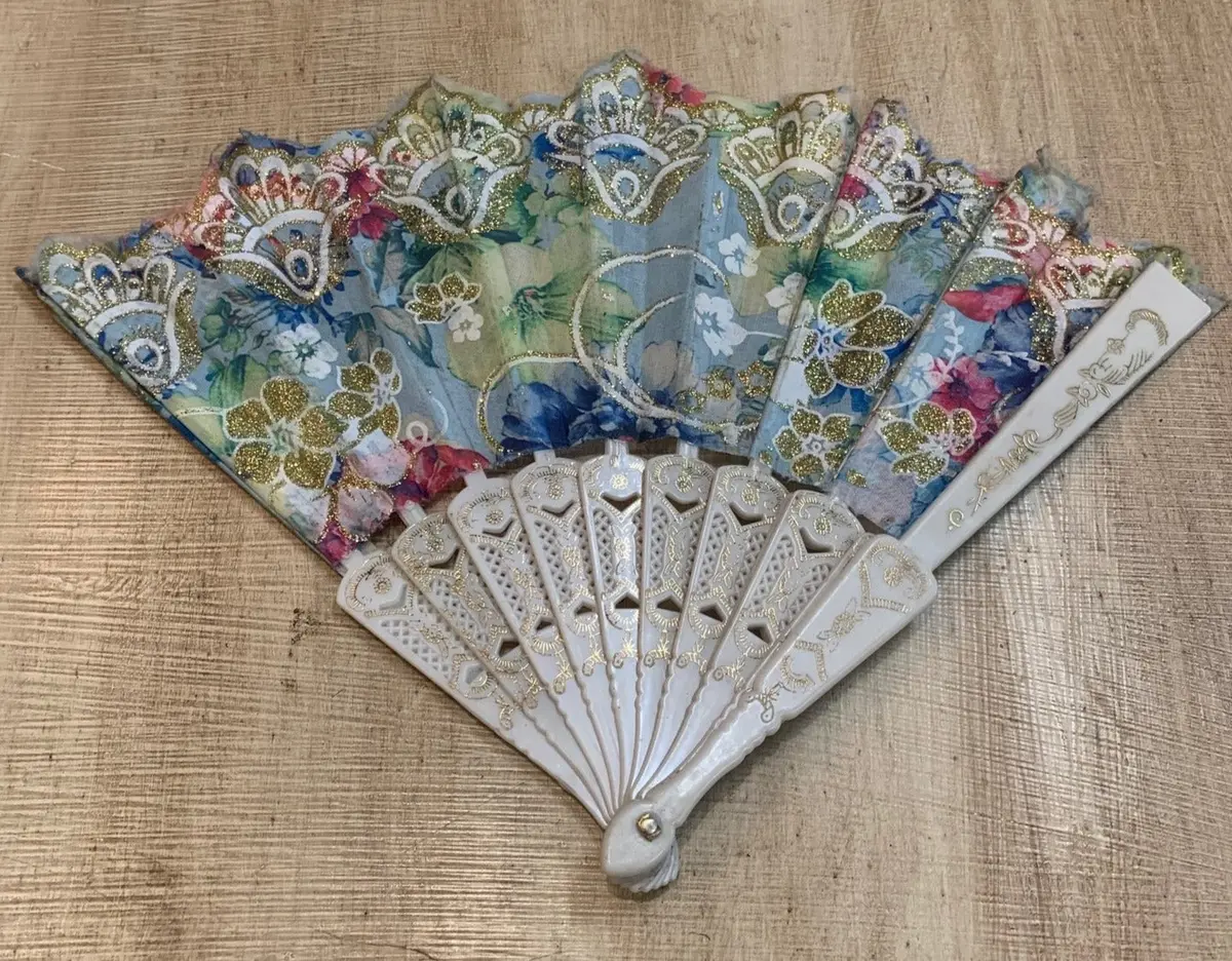 Floral Sparkly Chinese Fan 1