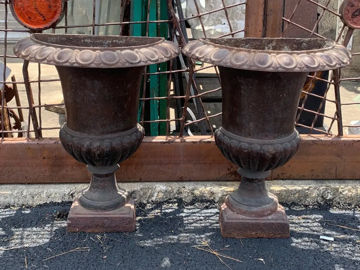 Pair Of Wall Iron Pots 1