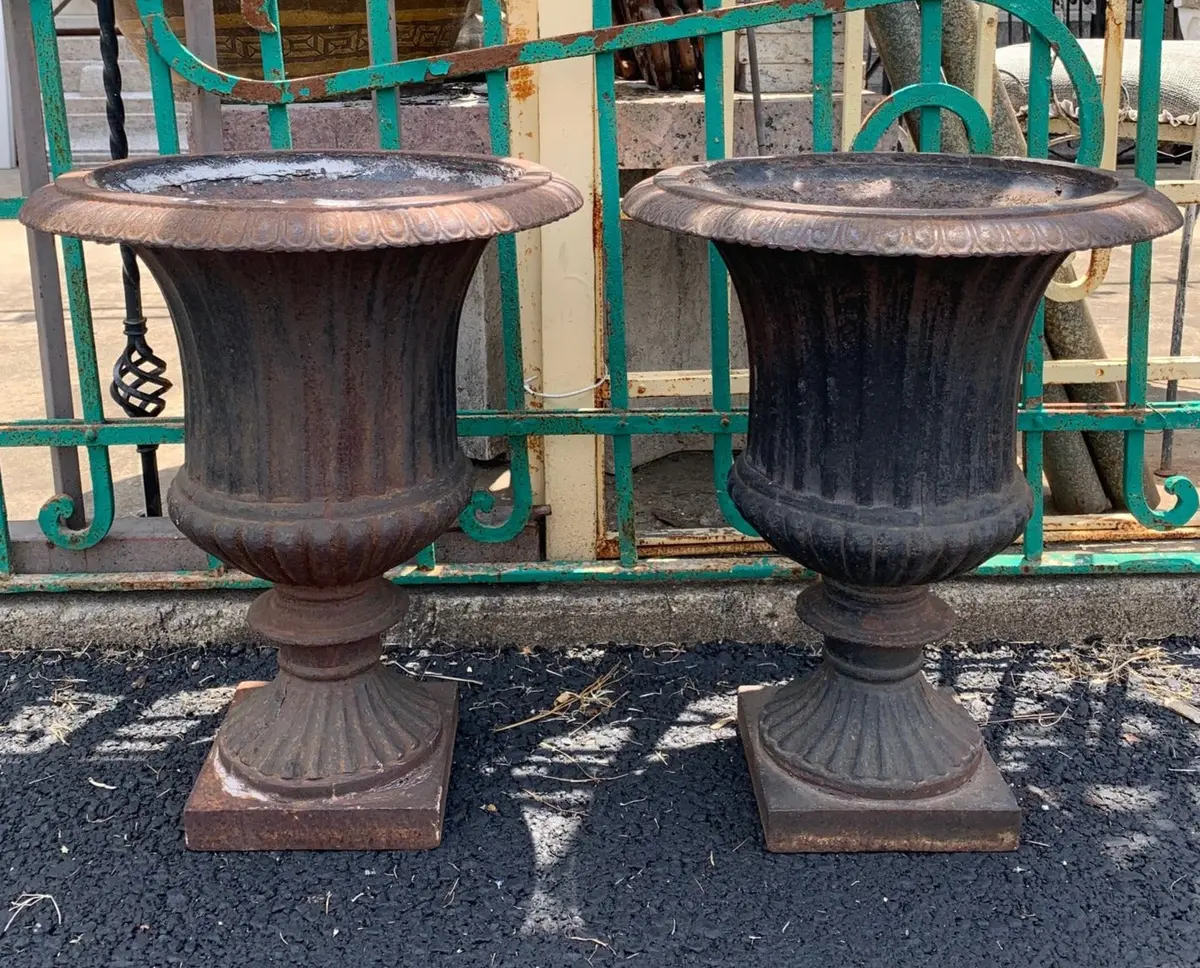 Pair Of Full Iron Pots 1