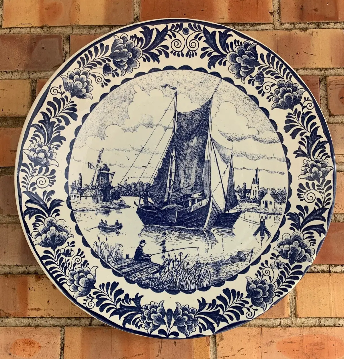 Delft Charger With Harbor 1