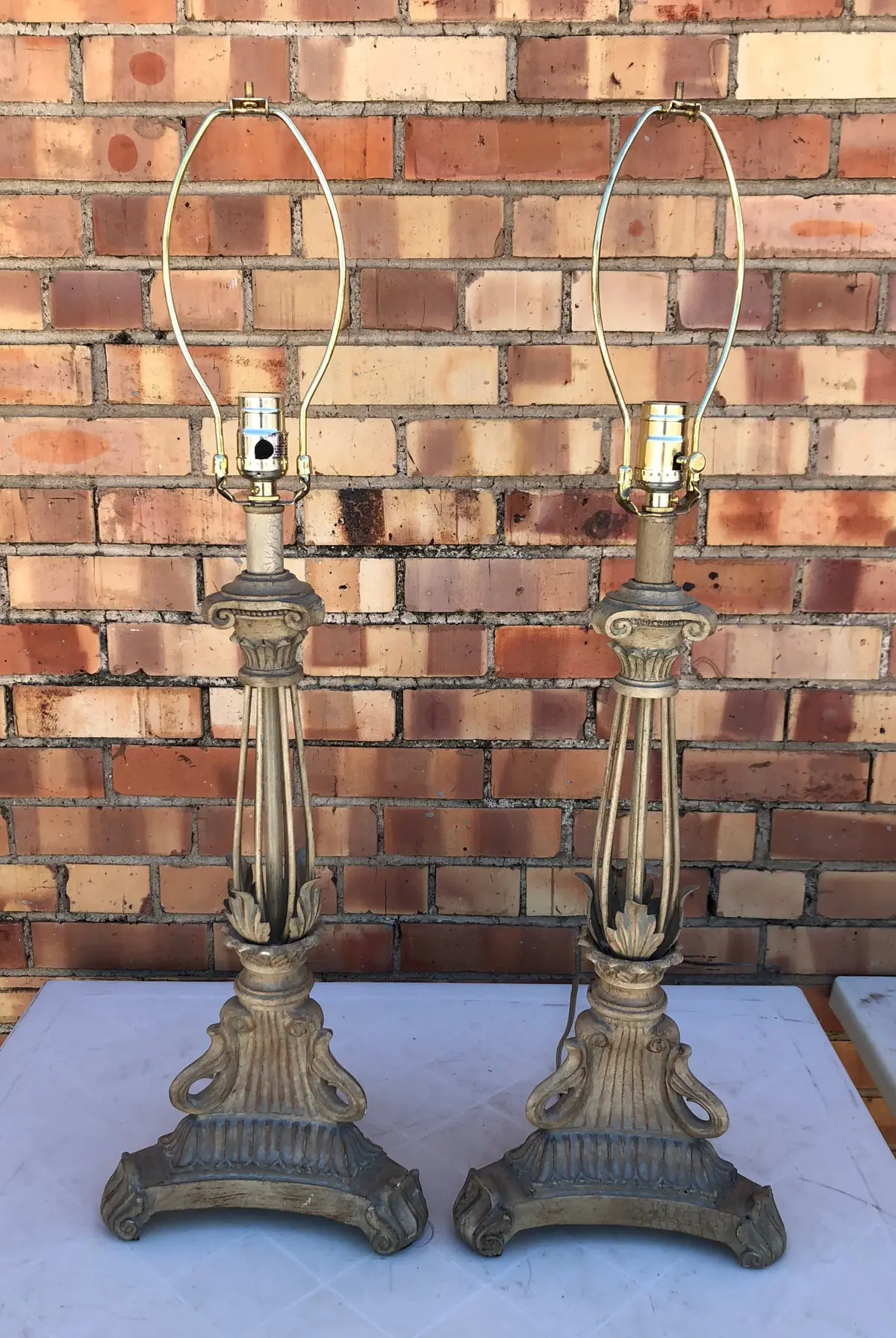 Pair Of 3-Footed Metal Lamps 1