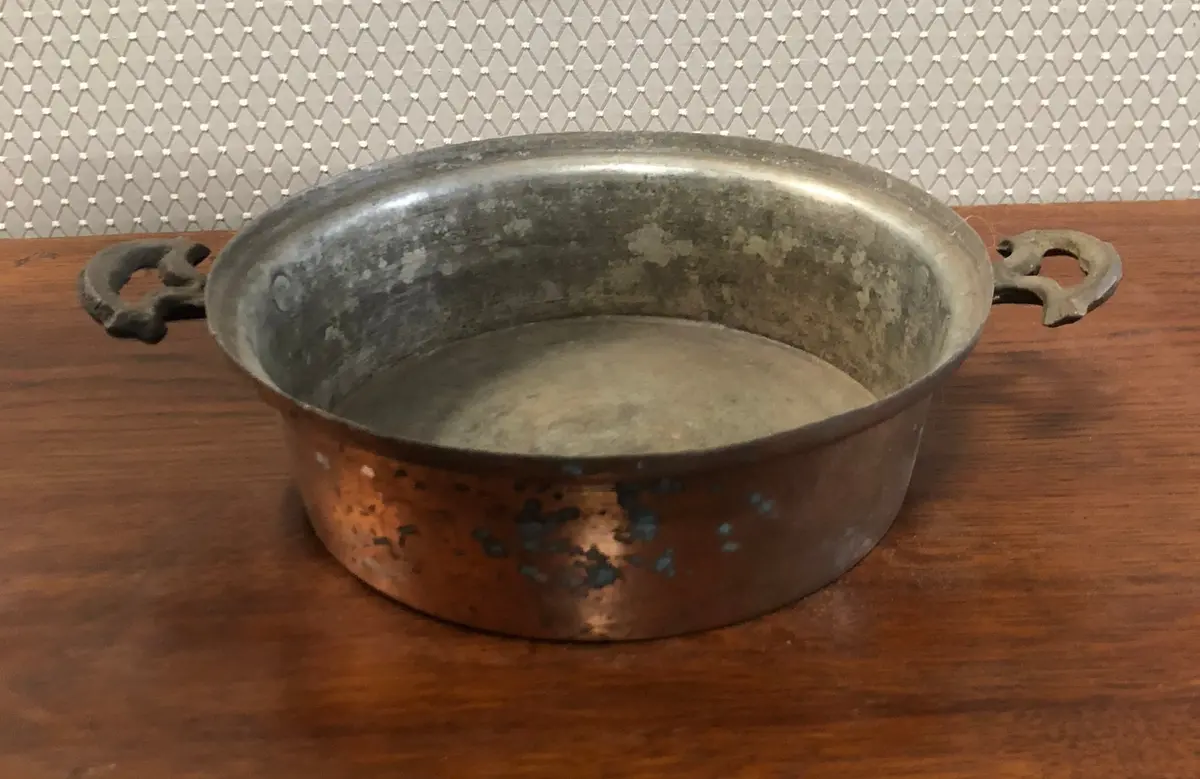 Small 8" Copper Pot With Two Small Side Handles 1