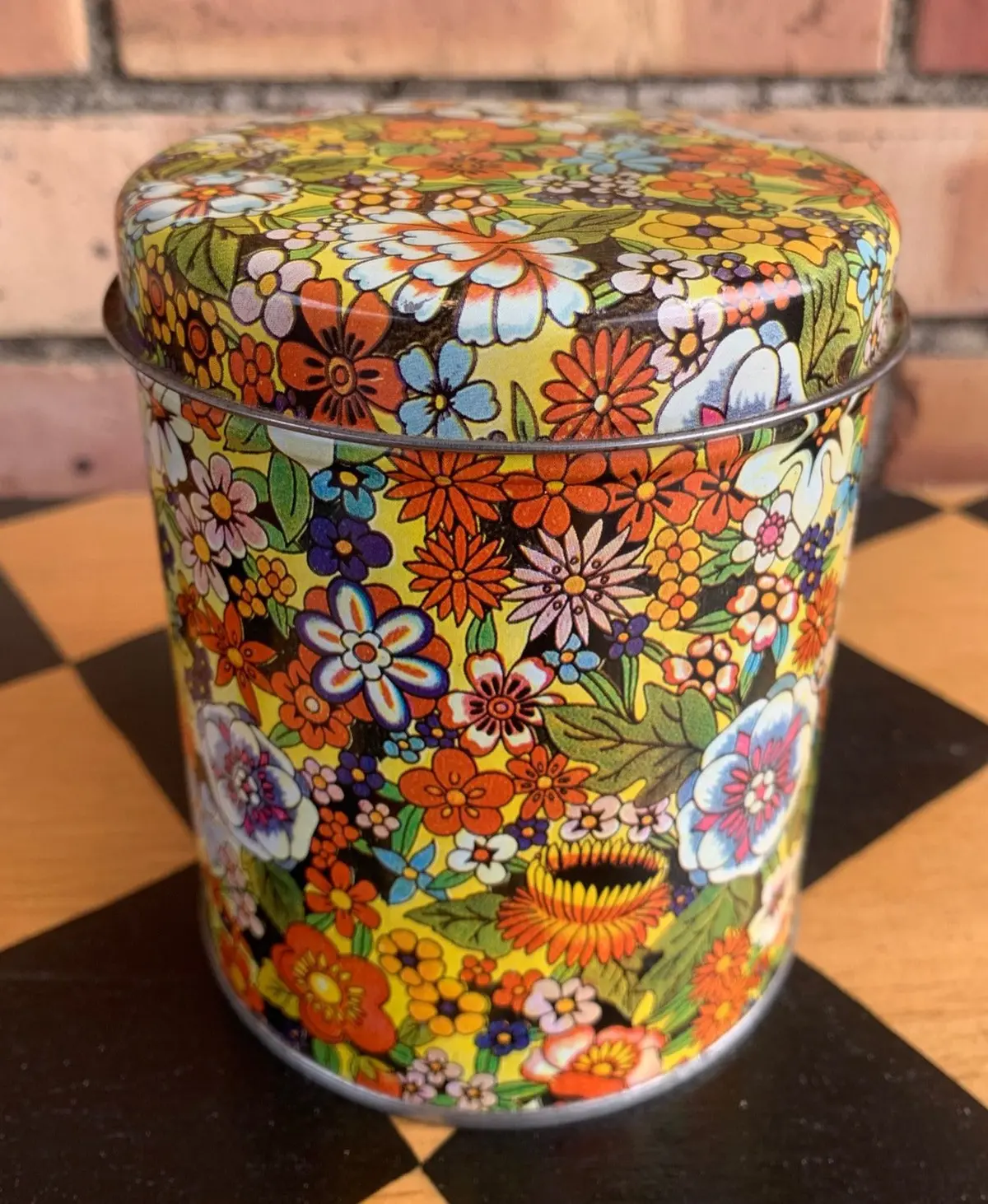 Flower Power Tin 1