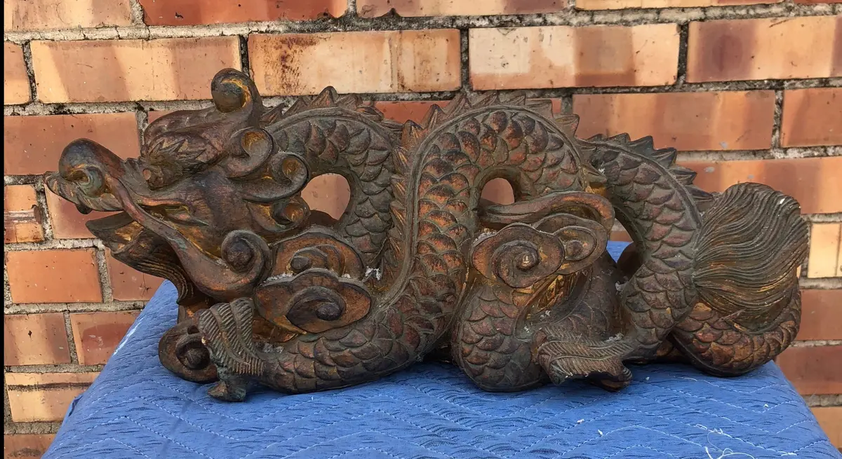 Resin Gld & Bronze Colored Undulating Chinese Dragon 1