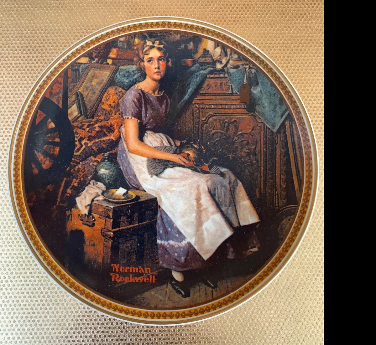 Knowles Lady 9" Plate 1