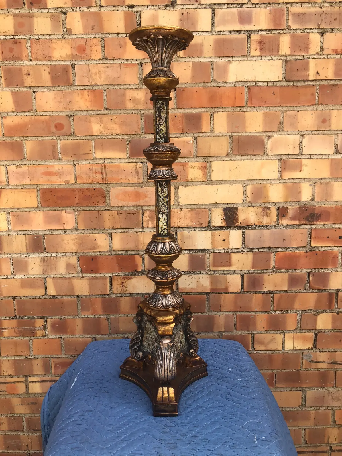 Resin Gold & Silver Colored Ornate Candle Stand 1