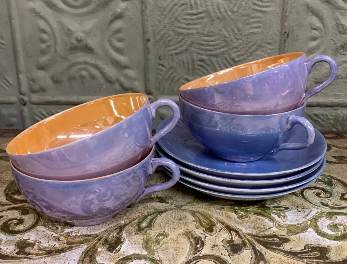 Set Of 4 Blue Lusterware Cups And Saucers 1