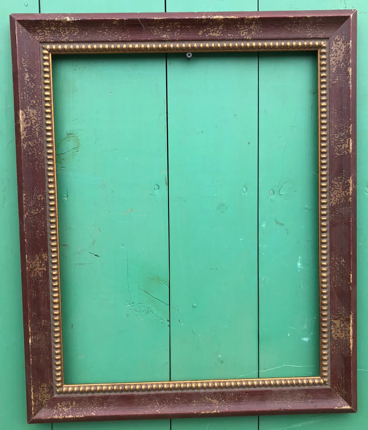 Distressed Mahogany Colored Frame With Gold Inside Edge 1