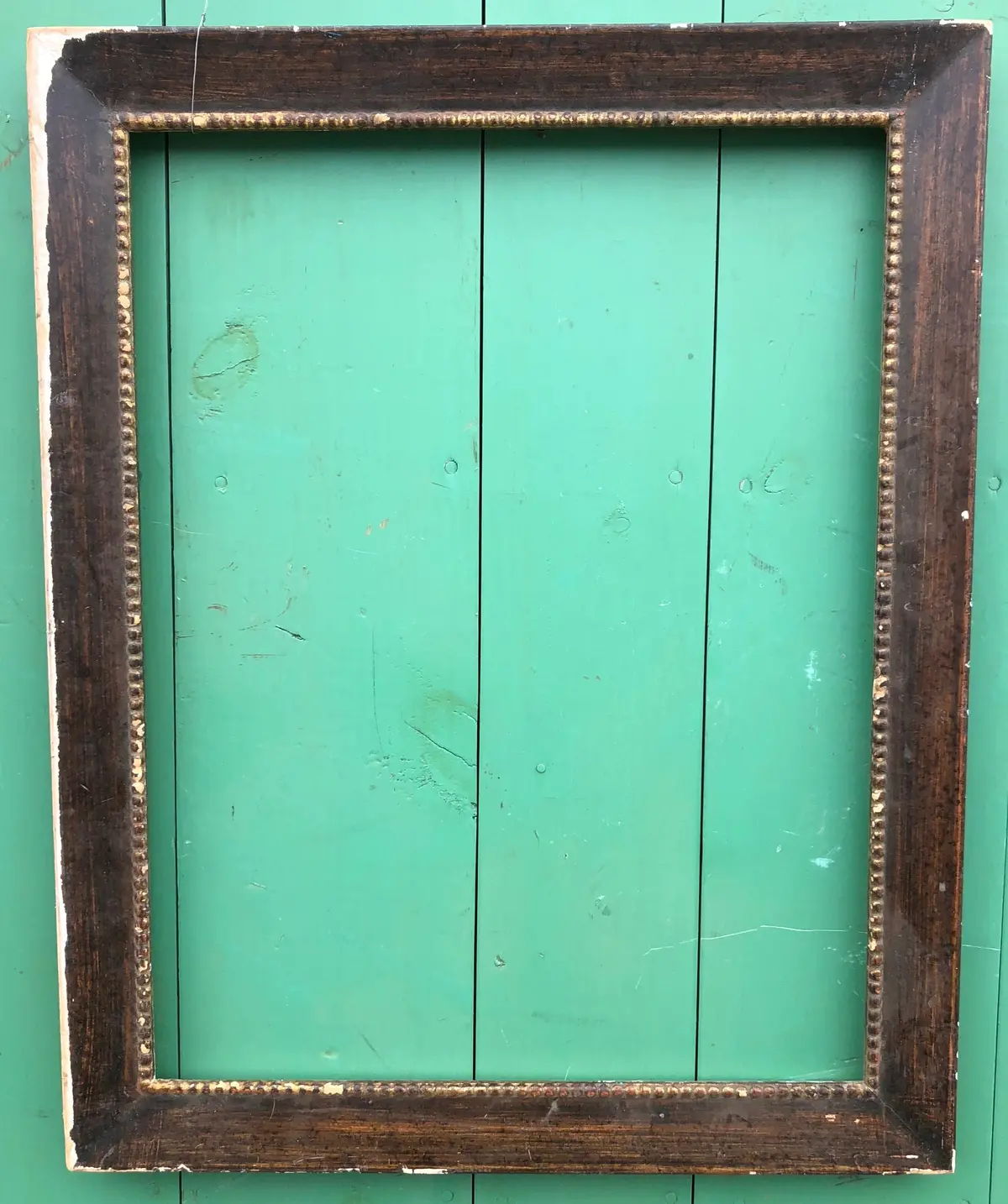 Distressed Brown Frame With Gold Inside Edge 1