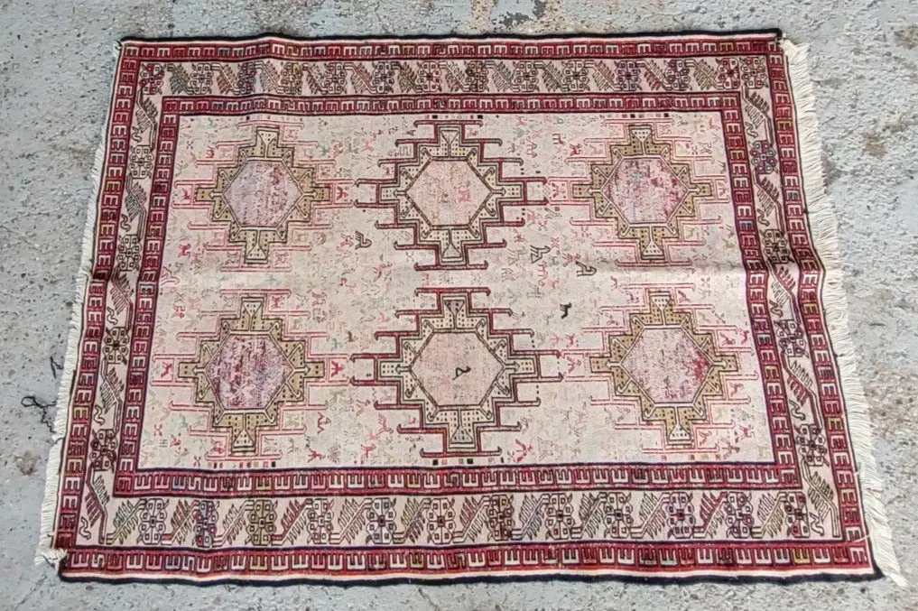 Tribal Persian Rug With Red Border 1