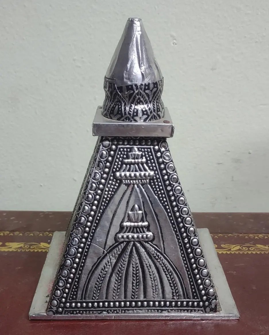 Small Silver Turret Topper 1