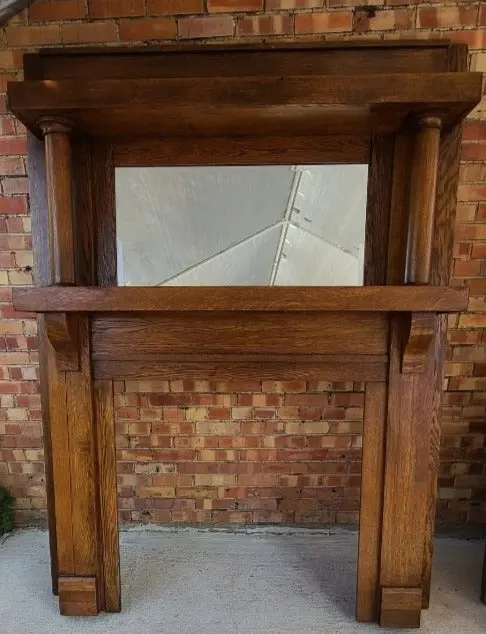 American Oak Mantle With Short Columns 1