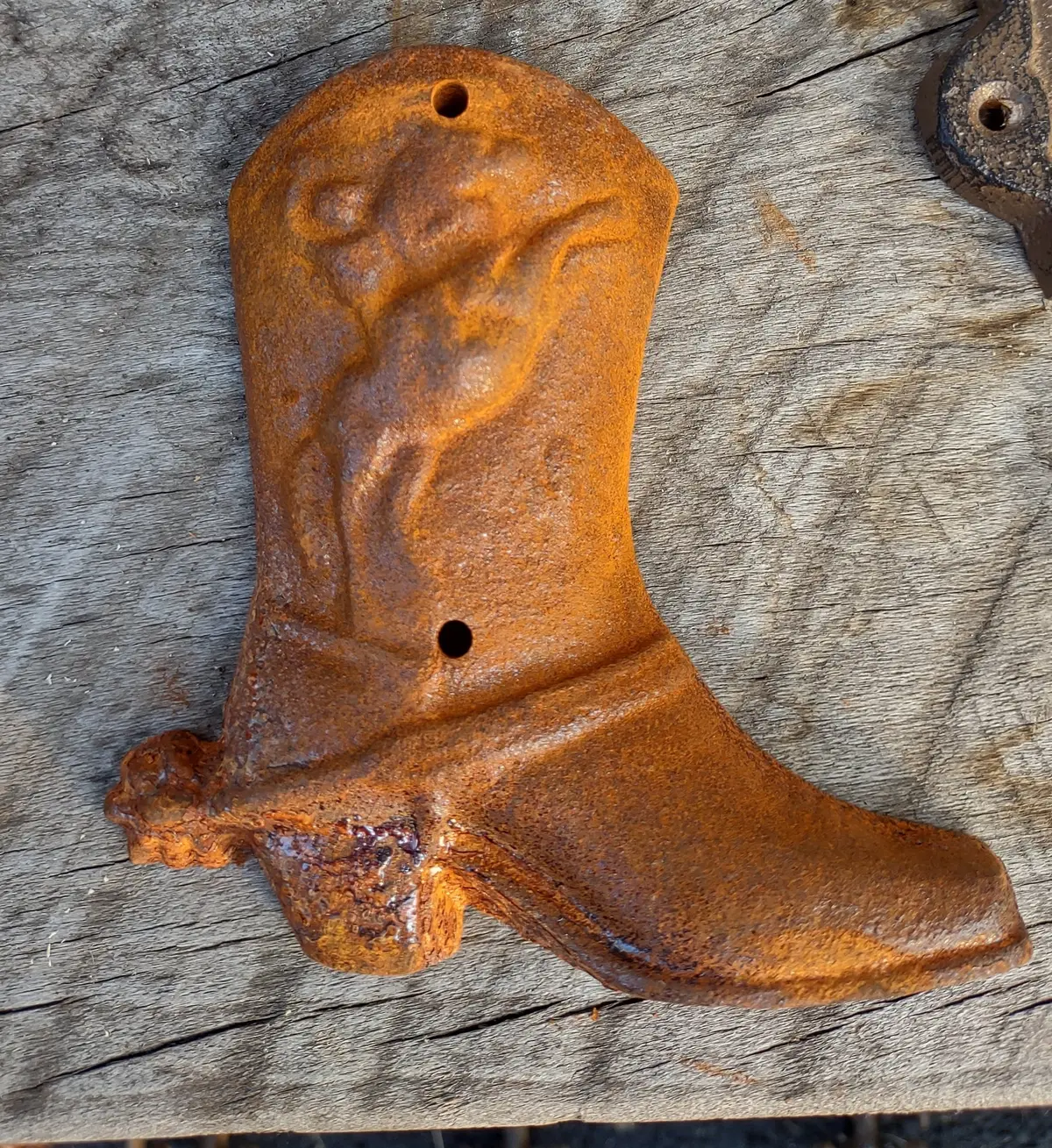 Small Iron Boot Profile 1