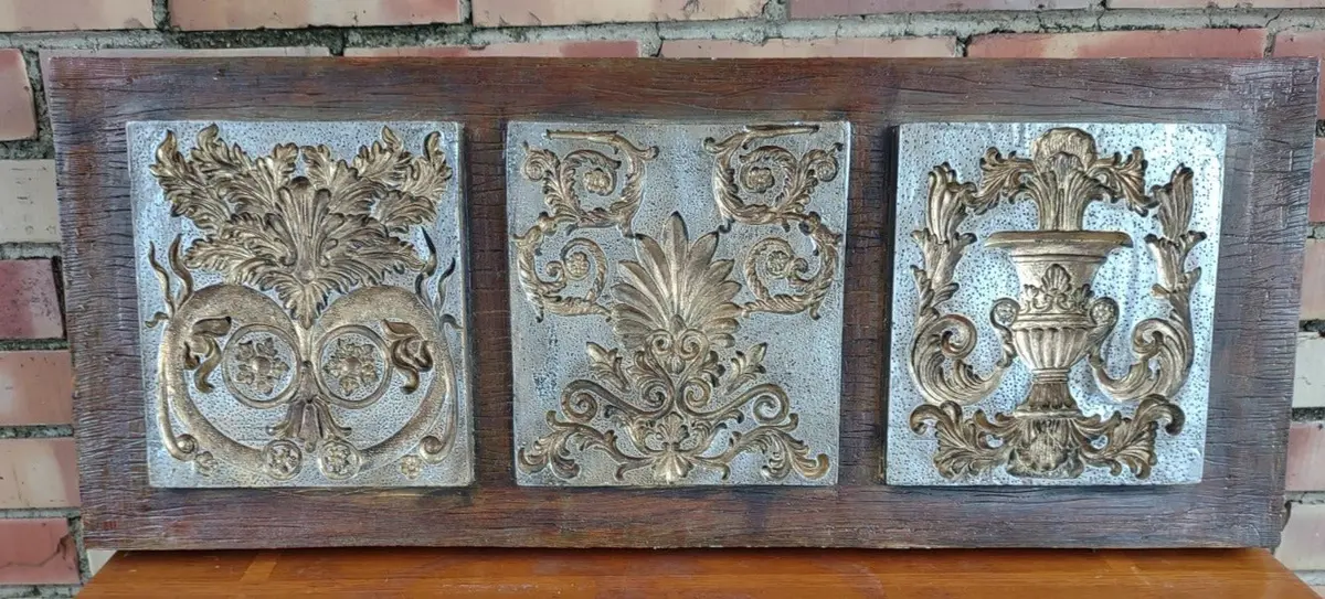 French Embellishments Composition Triptic 1