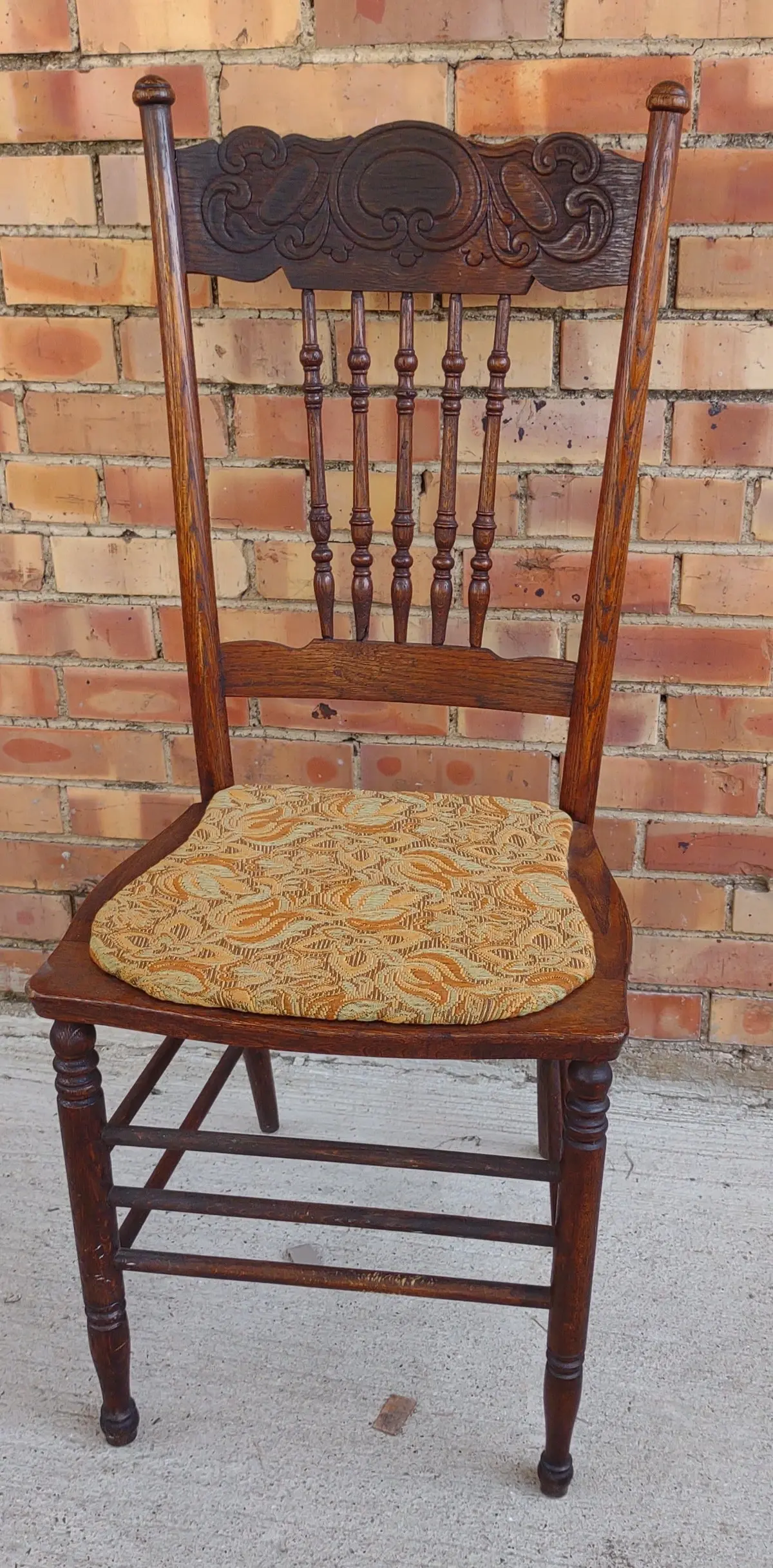 Pressed Back American Chair 1