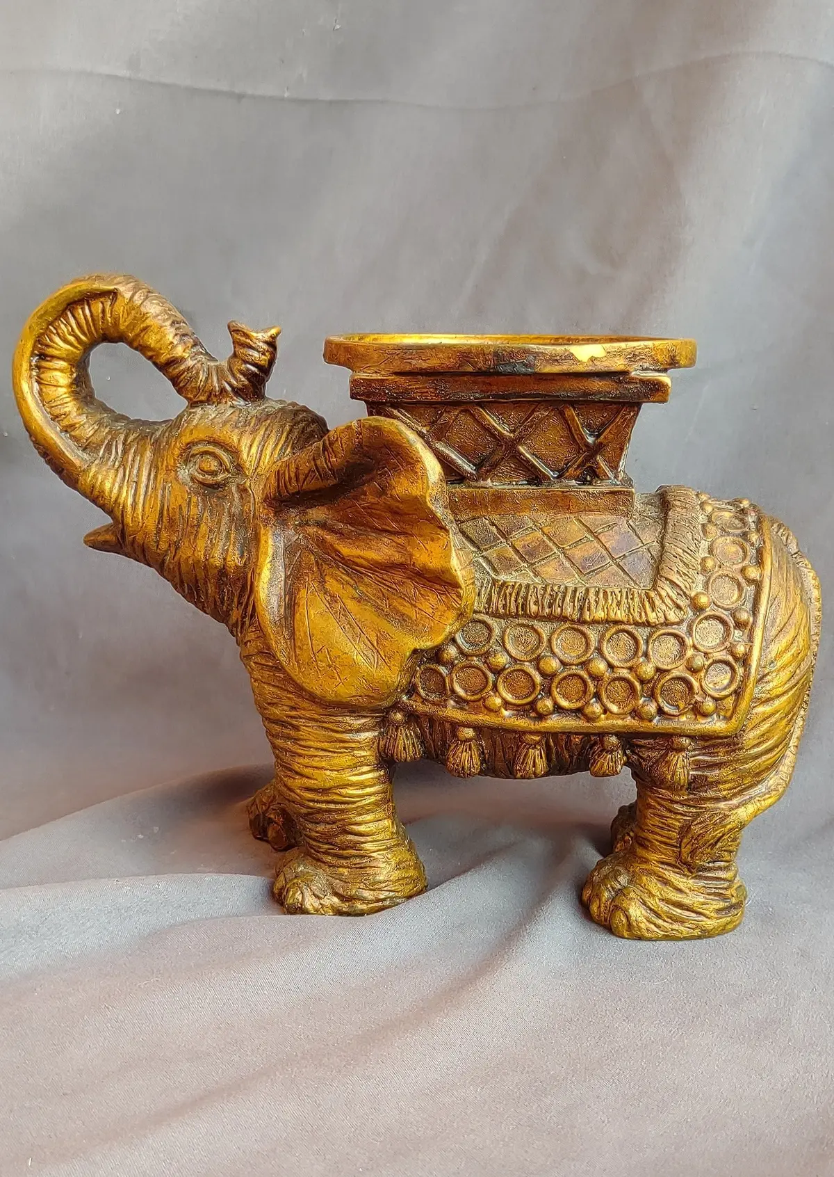 Resn Elephant Candle Holder 1