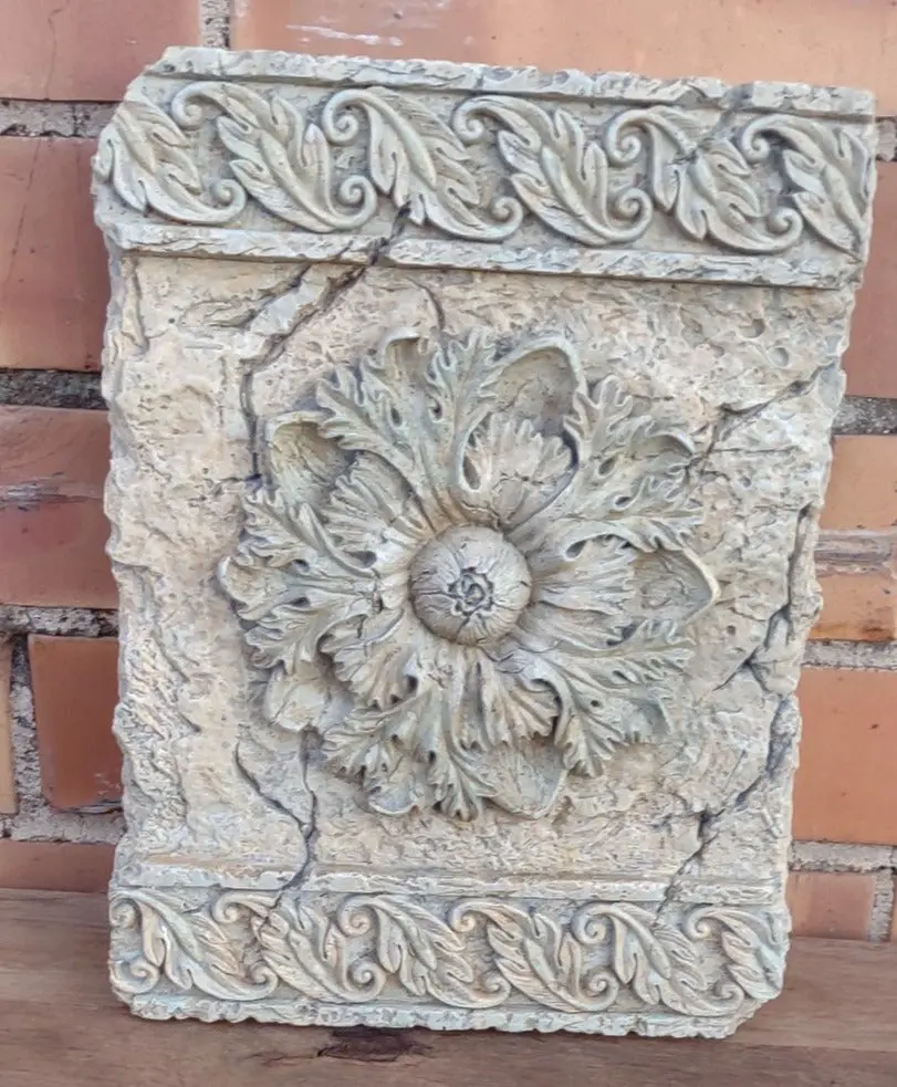 Resin Rosette Plaque 1