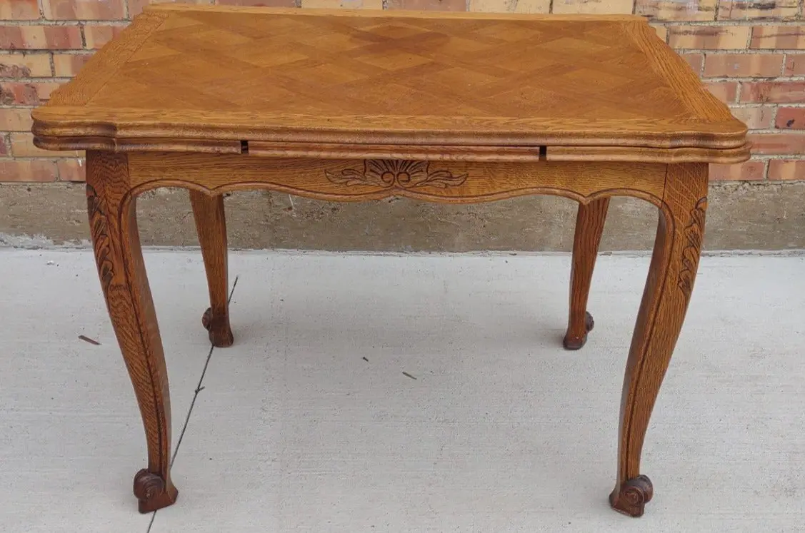 Petite Louis Xv Drawleaf Table 1
