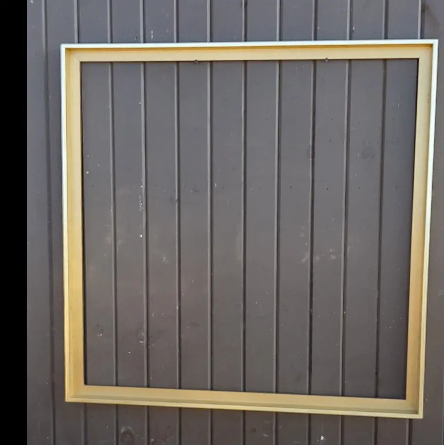 Modern Gold Frame 1