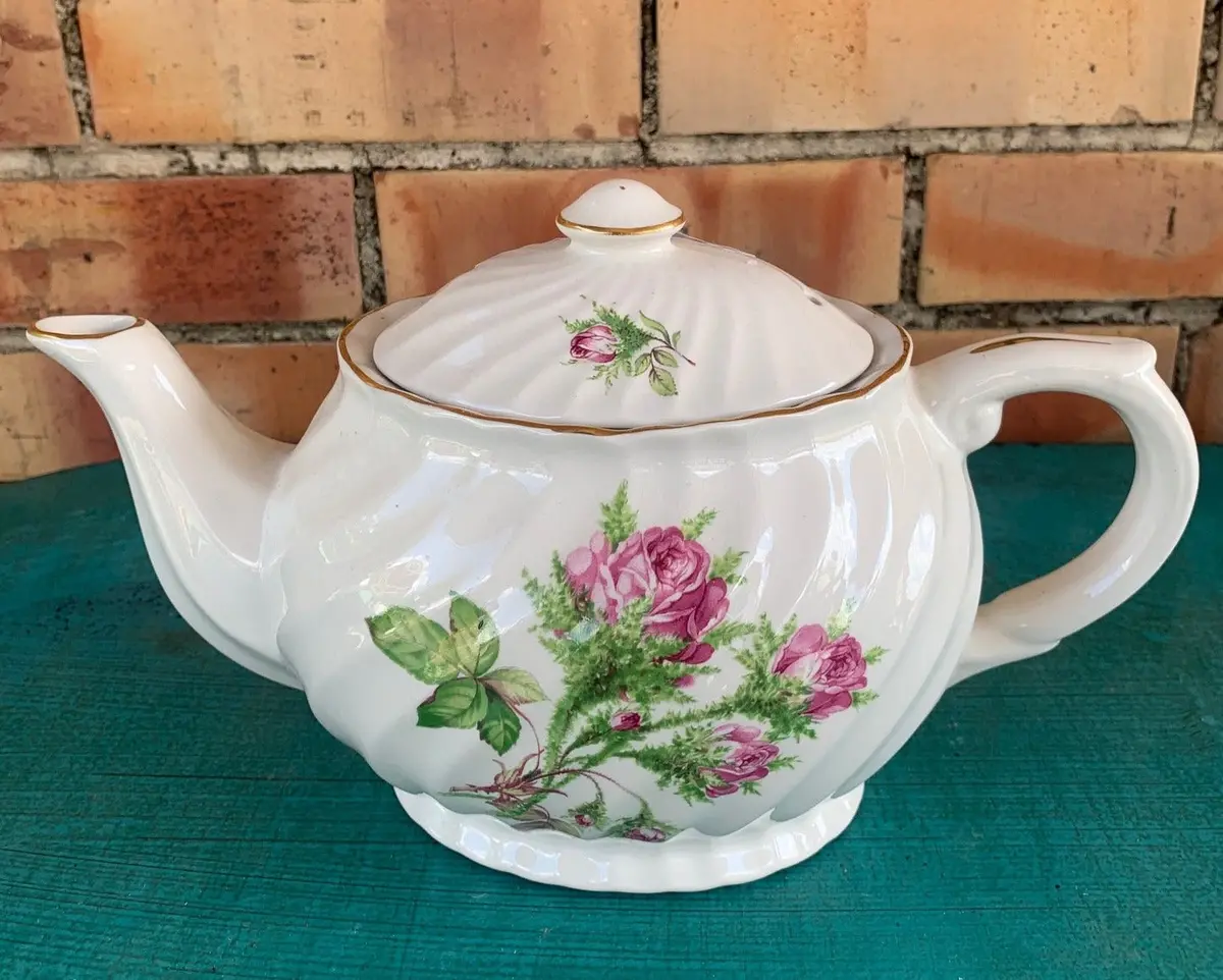 Royal Park Teapot 1