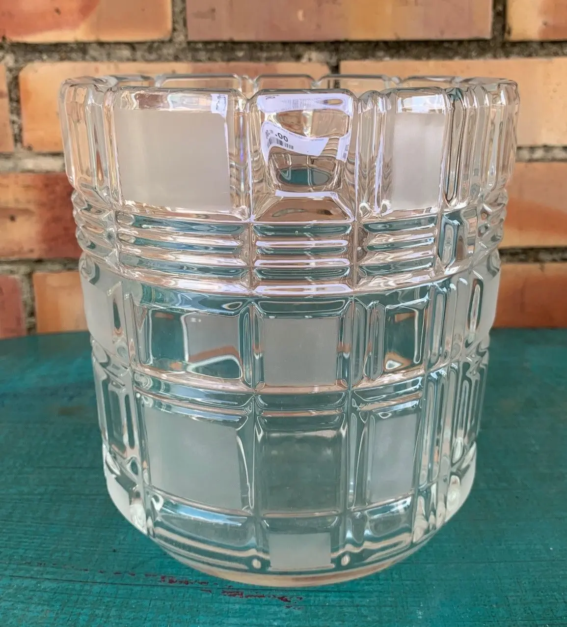 Glass Ice Bucket With Geometric Design 1