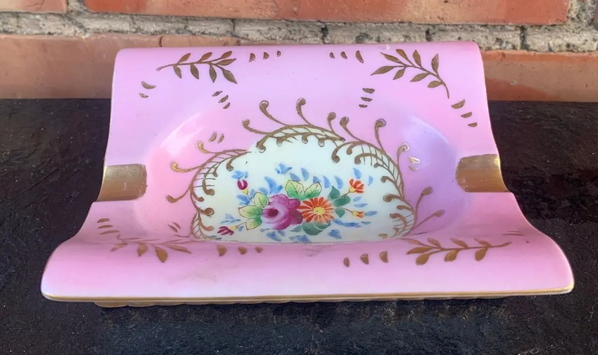 Pink Floral Ash Tray 1