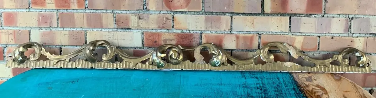Italian Gilt As Found Rococco Trim Pediment 1