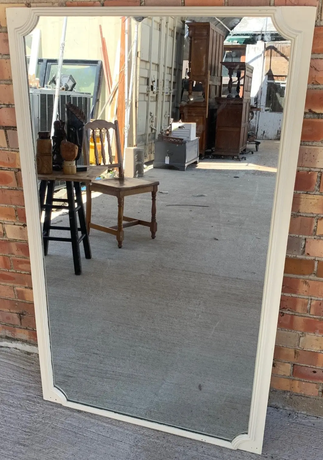 White Vertical Wood Mirror 1