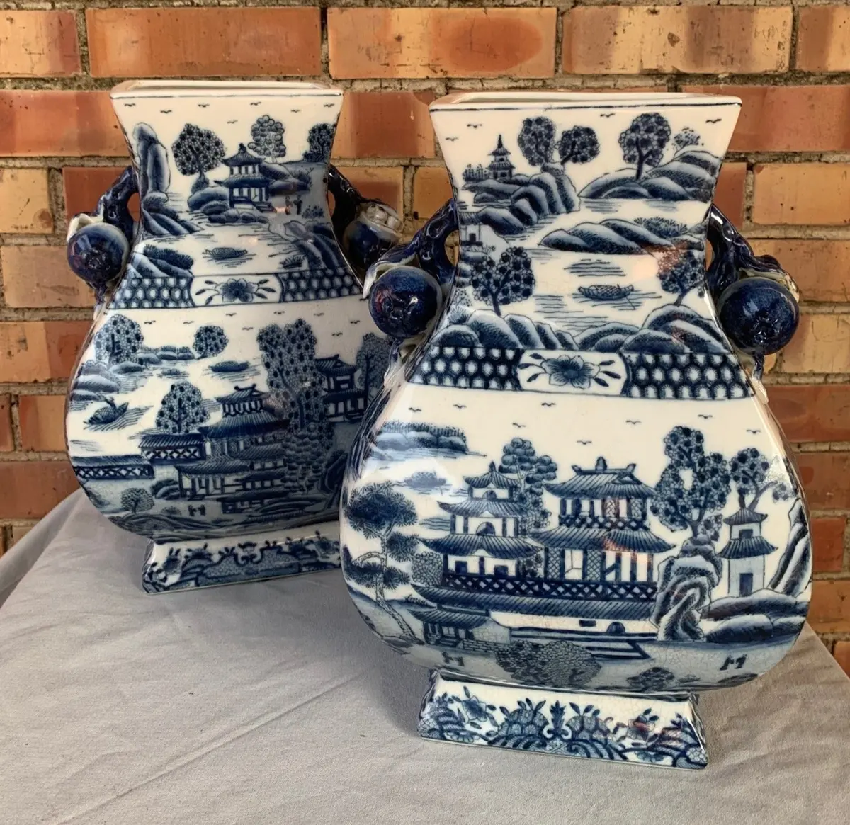 Pair Of Blue Willow Chinese Large Vases 1