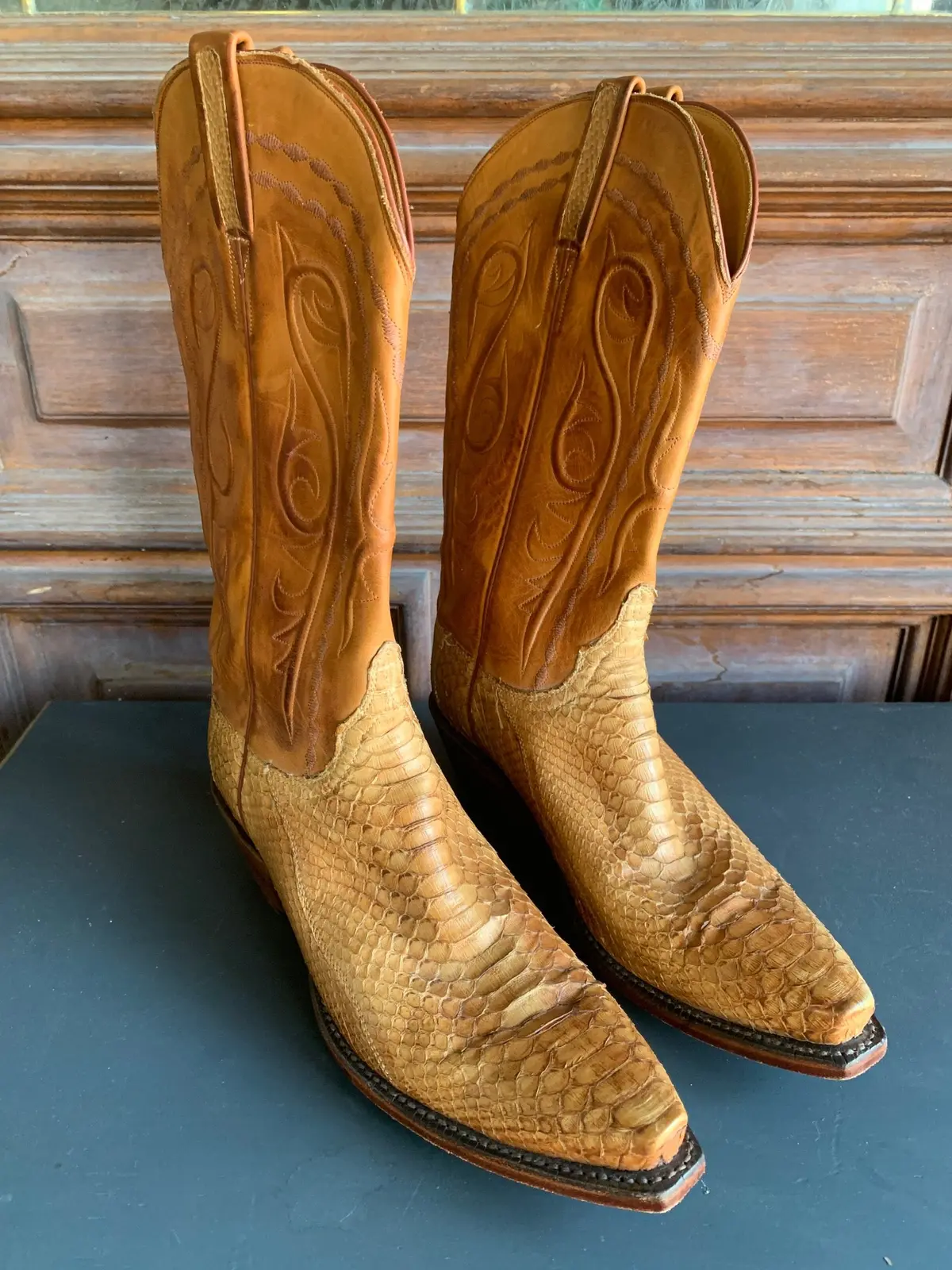 Womens Lucchese Alligator And Leather Boots Size 7.5 1