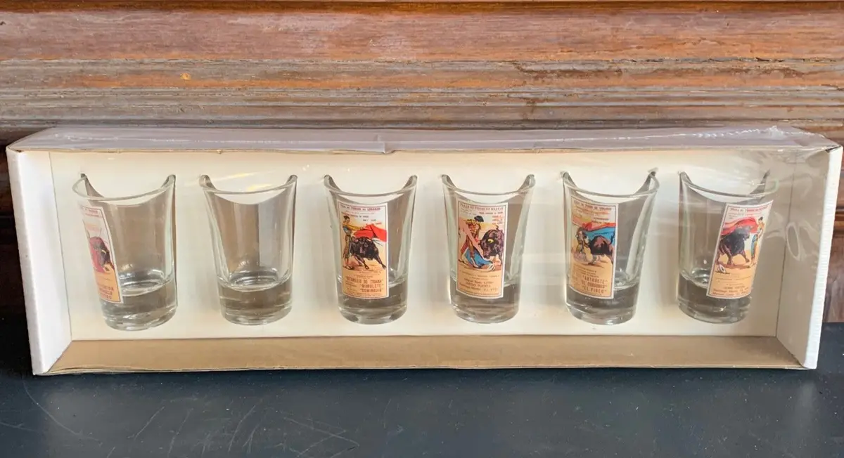 Boxed Set Of 6 Spanish Shot Glasses 1