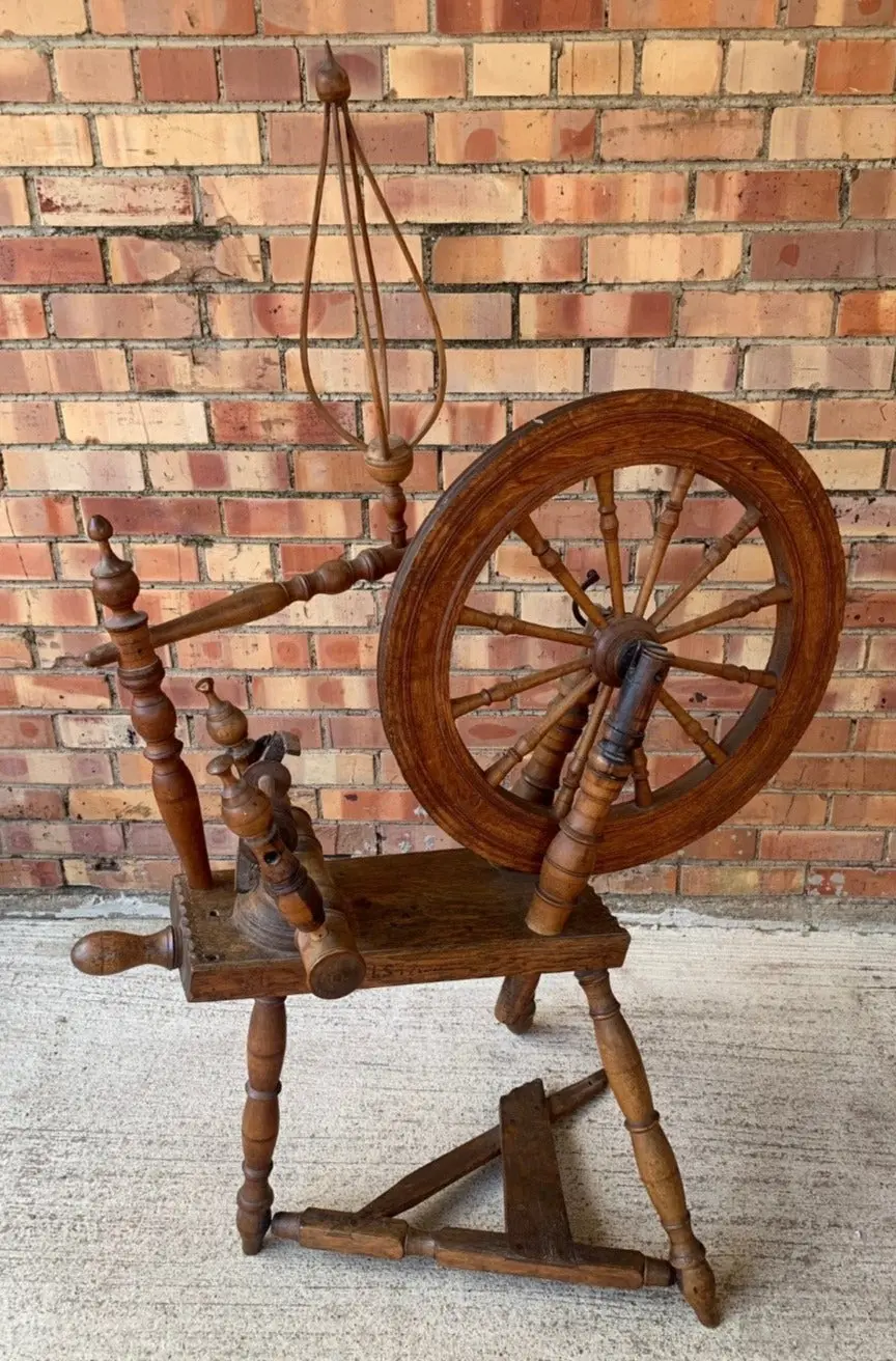 Antique Spinning Wheel 1