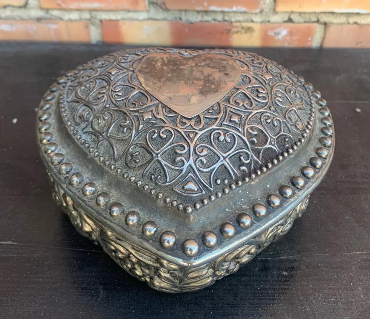 Heavy Heart Jewelry Box 1
