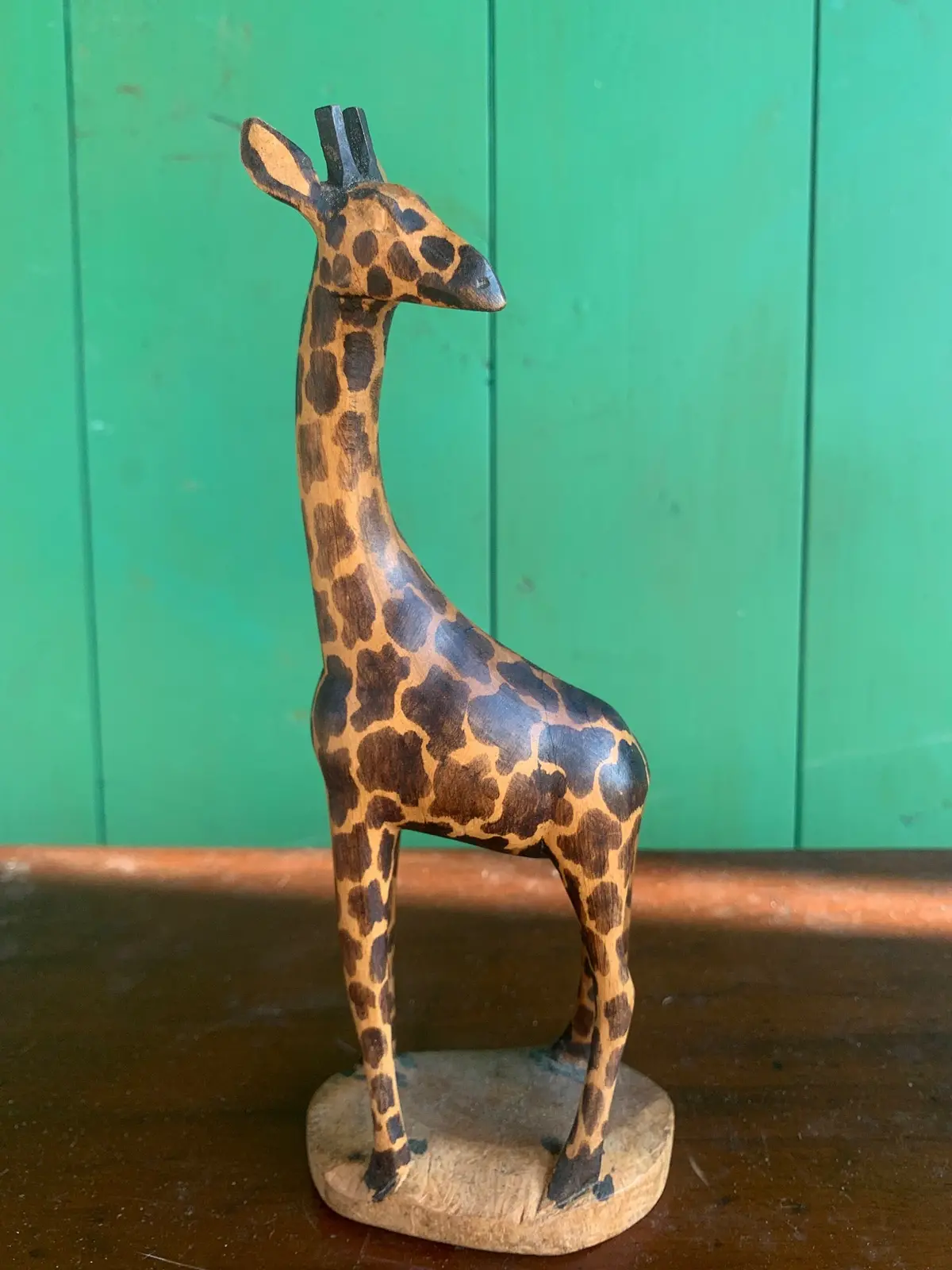 Small Wood Giraffe 1