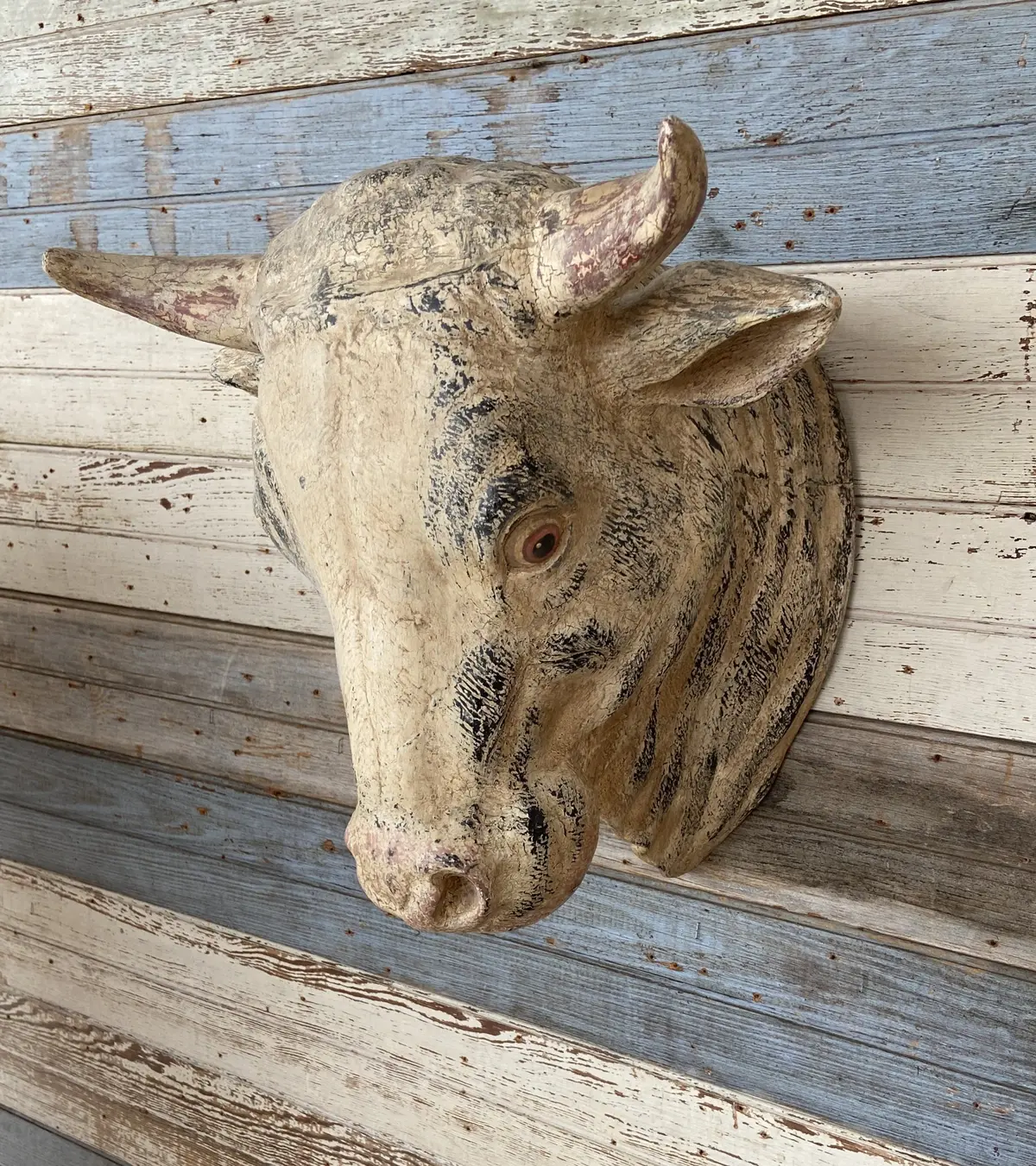 Resin Hanging Cows Head 1