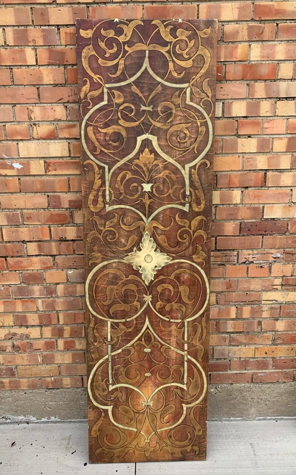 Hanging Gold And Ecru Panel With French Design 1